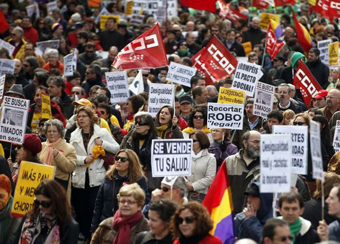 Lamentavelmente para muitos países desenvolvidos, a crise chegou pesada. Graças aos governos Lula e Dilma, não passamos pelas dificuldades que outros passaram
