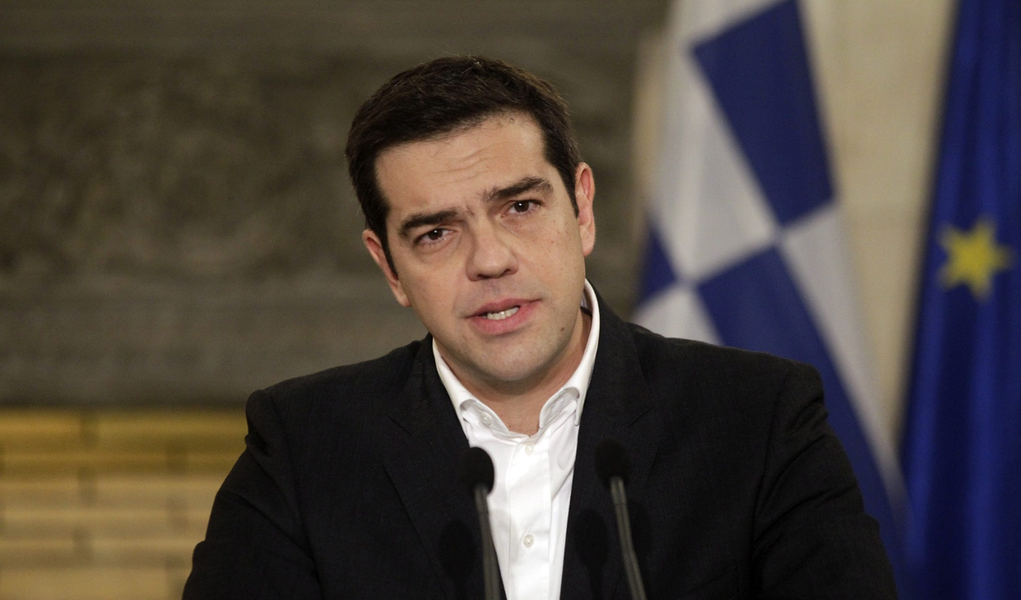 Após receber financiamento temporário enquanto negocia o acordo de resgate maior, o governo de Alexis Tsipras quitou nesta segunda-feira, 20, dívida de 4,7 bilhões de euros com o Banco Central Europeu, um de seus maiores credores; sem o pagamento, o banco central poderia ter sido forçado a encerrar a Assistência de Liquidez Emergencial (ELA, na sigla em inglês) aos bancos gregos