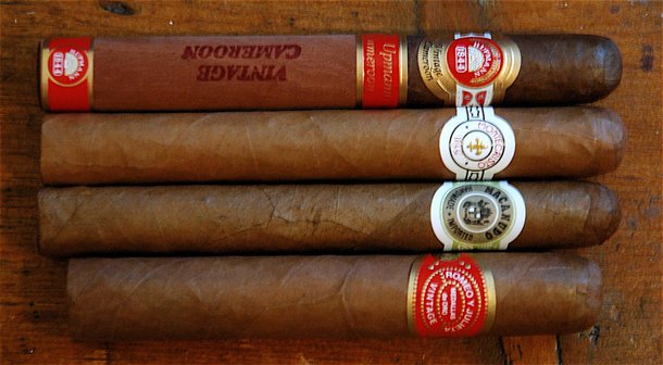 Produtores dos famosos charutos cubanos estão radiantes com a notícia de que o mercado dos Estados Unidos finalmente será aberto para os seus 'habanos' feitos à mão; desde que Barack Obama anunciou, na quarta-feira, que irá restaurar os laços diplomáticos com Cuba e começar a retirar as sanções econômicas, americanos recorreram à loja de charutos no Hotel Nacional, em Havana, onde é produzido um dos melhores charutos da ilha caribenha