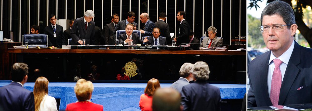 Apos uma semana pedindo que os senadores votassem o projeto de lei que trata da repatriação de recursos brasileiros no exterior – que é considerado precedente para que a reforma do Imposto sobre Circulação de Mercadorias e Serviços (ICMS) ocorra - ministro da Fazenda, Joaquim Levy, saiu derrotado; para que o requerimento fosse aprovado, era necessário que ao menos a metade dos senadores, 41, estivessem presentes, mas o quórum estacionou em 35