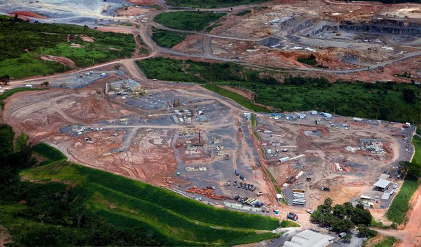 O Tribunal de Contas da União vai iniciar uma investigação sobre recursos públicos usados na construção da Usina Hidrelétrica de Belo Monte (PA); a decisão foi tomada após pedido do Ministério Público para que fosse analisada a participação de empresas investigadas na Operação Lava Jato, que apura desvios de recursos na Petrobras, em outra estatal do país, a Eletrobras, do setor elétrico; a obra de Belo Monte está estimada atualmente em cerca de R$ 33 bilhões