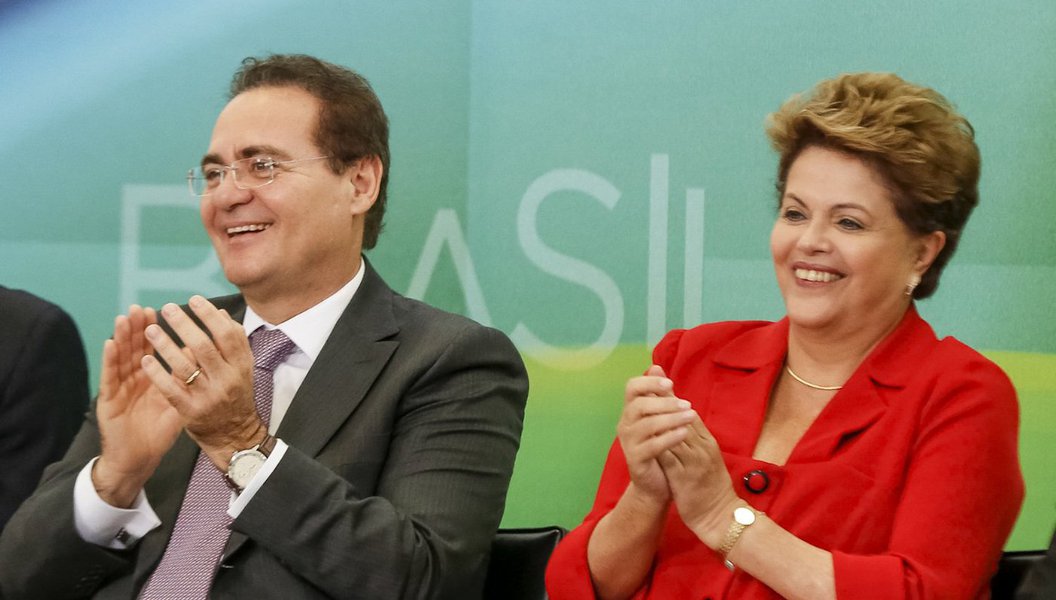 "Ficam por ora travados os meios para o impeachment, cujas requisitos, de resto, nem estão atendidos", diz, em editorial, a Folha de S. Paulo, neste domingo em que estão previstos protestos em várias cidades; o jornal também elogia o conjunto de propostas apresentado pelo senador Renan Calheiros (PMDB-AL); "Surgiu nas águas turbulentas, ademais, uma pequena tábua de salvação. Trata-se da Agenda Brasil, um pacote de reformas amarrado por Renan Calheiros (PMDB-AL), presidente do Senado", diz o texto; "o gesto de Renan oferece ao menos um ponto de partida para discussões sobre o futuro do Estado brasileiro –o que não é pouco"