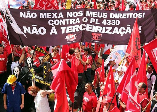 Não tenho dúvidas que este projeto de lei facilitará a precarização do trabalho, além de gerar instabilidade no meio trabalhista