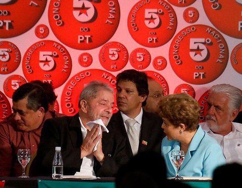 Dilma e o PT erraram muito. Houve uma lambança geral, e o pior pecado do partido foi achar que podia entrar na lama sem se manchar