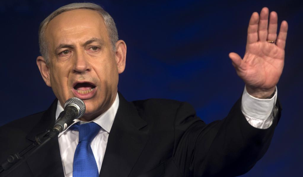 Primeiro-ministro de Israel, Benjamin Netanyahu, afirmou hoje (14) que o acordo nuclear iraniano é "um erro histórico para o mundo". Benjamin Netanyahu abriu uma conta na rede social Twitter, escrita em persa, para criticar o acordo sobre o dossiê nuclear iraniano, concluído hoje em Viena; "Queremos dizer, em persa, a verdade aos iranianos sobre o acordo e explicar que os milhões de dólares que o regime iraniano conseguirá com a negociação servirão para financiar o terrorismo e armas e não para construir escolas ou hospitais", completou