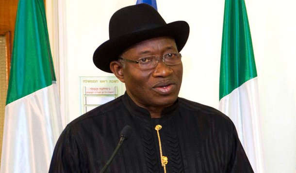 O presidente da Nigéria, Goodluck Jonathan, admitiu ter subestimado o grupo radical islâmico Boko Haram, que há seis anos pratica ataques sobretudo no Nordeste do país; “Provavelmente, no início [da insurreição do grupo] nós – quero dizer, a minha equipe e eu – subestimamos a capacidade do Boko Haram”, declarou Jonathan em entrevista ao diário This Day