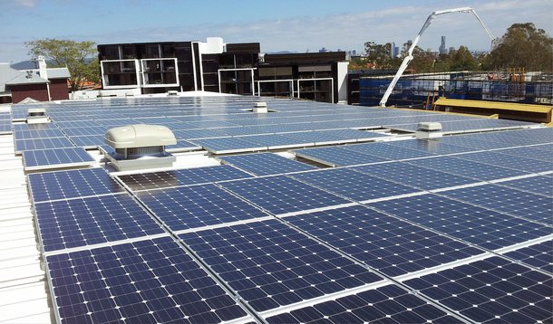 A energia elétrica obtida a partir de luz solar no Brasil está em um "momento emergente" e a perspectiva é de expansão acentuada, disse o diretor executivo da Associação Brasileira de Energia Solar Fotovoltaica (Absolar), Rodrigo Sauaia, no Encontro Nacional de Agentes do Setor Elétrico (Enase), no Rio de Janeiro