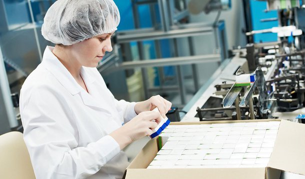 Instituto Brasileiro de Geografia e Estatística (IBGE) reviu a taxa de crescimento econômico do Brasil nos anos de 2001a 2011, de acordo com a nova metodologia de cálculo do Produto Interno Bruto (PIB), que é a soma de todos os bens e serviços produzidos no país; segundo o IBGE, a taxa de 2011 passou de 2,7% para 3,9%