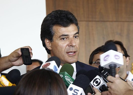 É lamentável que uma pessoa na posição de governador subestime de forma tão explícita o senso crítico dos paranaenses sobre a responsabilização da gestão estadual