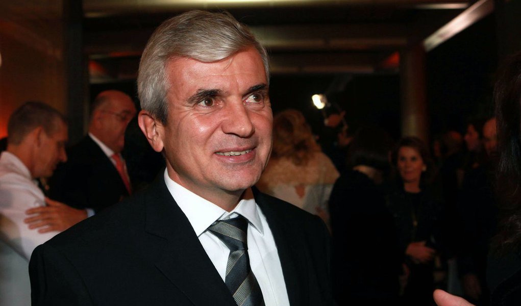 Segundo o presidente da Alpargatas, Márcio Utsch, que reúne nomes internacionais como Havaianas, Osklen e Timberland, as mudanças nas regras do seguro-desemprego anunciadas recentemente pelo governo “são bem-vindas e o que é chamado de guerra fiscal "deveria se chamar paz social" por ter descentralizado a produção industrial