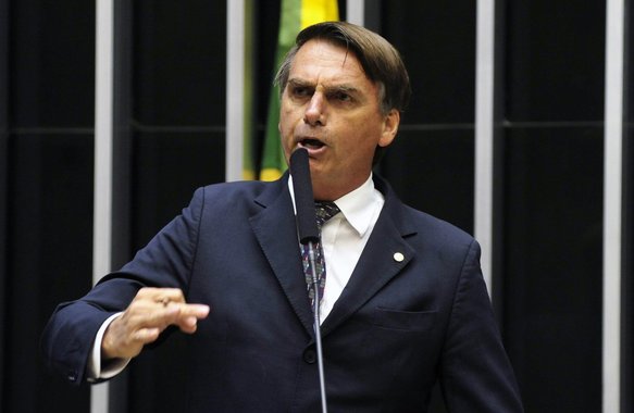 Animado com pesquisa para lá de prévia feita pelo instituto MDA para as eleições presidenciais de 2018, o deputado federal Jair Bolsonaro (PP-RJ) quer que seu nome seja mantido nas sondagens de todos os principais institutos do País; "Peço que contatem os institutos de pesquisa e solicitem manter (e incluir) meu nome nas próximas pesquisas. Estamos no G-4", diz o parlamentar