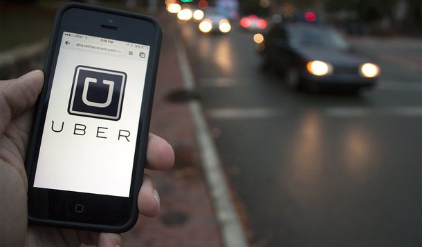  O serviço de caronas privadas Uber Technologies contratou dois grandes pesquisadores em segurança de veículos, conforme aumenta seu trabalho em tecnologia para carros autodirigíveis; Charlie Miller, que trabalhou no Twitter, e Chris Valasek, ex-funcionário da empresa de segurança IOActive, pediram demissão nesta sexta-feira e se juntarão ao Uber na próxima semana