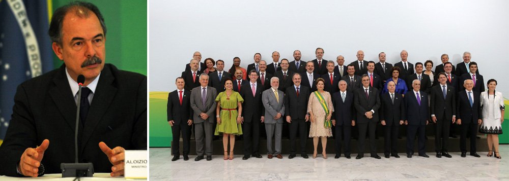 Como forma de pressionar a presidente para que realize uma reforma ministerial, o PMDB sugeriu um projeto que diminua o número de ministérios para 20; proposição é de autoria do presidente da Casa, Eduardo Cunha (PMDB-RJ); "Vamos supor que a gente acabe com o Ministério da Cultura, todas as atividades vão ter de continuar, todo o apoio ao teatro, a estrutura operativa permanecerá, mesmo que seja dentro do MEC (pasta que já foi integrada ao Ministério da Cultura). O que você realmente corta? O cargo de ministro e algumas funções associadas, isso não resolve o problema fiscal do País", rebateu o ministro-chefe da Casa Civil, Aloizio Mercadante