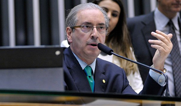 Afirmação foi feita pelo presidente da Câmara, Eduardo Cunha; "Obviamente que a gente sabe que quando define isso vai ter que mexer em alguma coisa. Quando discute reforma tributária, ou a União vai pagar conta, ou São Paulo vai perder dinheiro ou o contribuinte vai arcar com isto", disse ao participar de evento com empresários do Distrito Federal sobre pacto federativo