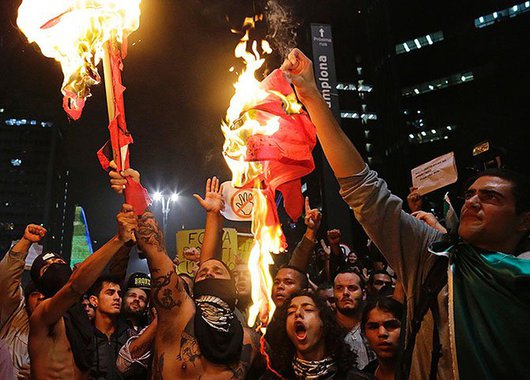 Se é verdade que o Partido dos Trabalhadores traiu seus ideais de classe, por que a elite estilou tanto ódio contra o PT e sua candidata?