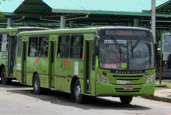 A Prefeitura de São Luís, por meio da Secretaria Municipal de Trânsito e Transportes, iniciou a implantação dos equipamentos de biometria facial em 1.100 ônibus que circulam no sistema de transporte urbano da capital; o dispositivo possibilitará a identificação dos reais usuários do sistema de bilhetagem eletrônica nos coletivos da cidade; a medida visa impedir que passageiros utilizem de forma indevida o cartão de outras pessoas, inviabilizando a fraude no sistema de transporte público de São Luís; também será implantado o Bilhete Único, juntamente com o GPS e o serviço de recarga embarcada