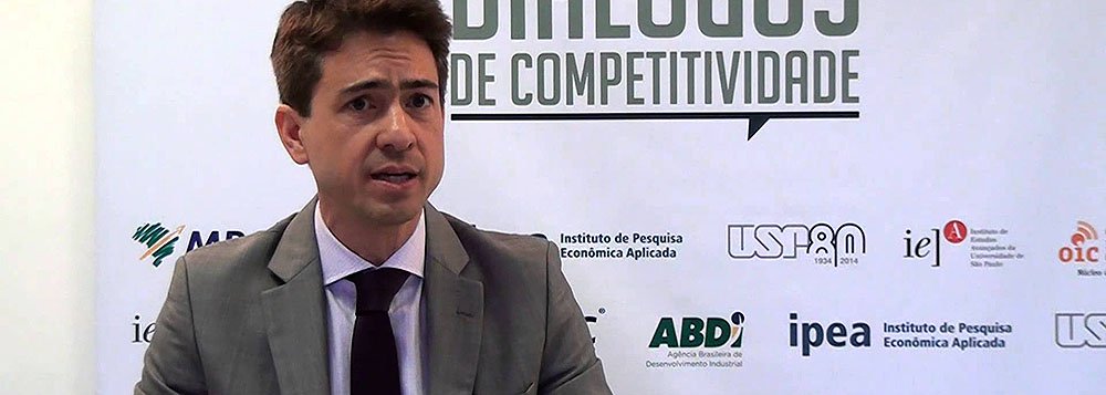 Presidente da Odebrecht Transport, Paulo Cesena teme que operação comandada pelo juiz Sérgio Moro comprometa nova etapa do programa de concessões de infraestrutura do Brasil; bancos já barraram a liberação de empréstimos em projetos em andamento: “Há dois aspectos a resolver. Um fiscal (...) e a questão da Lava Jato. Hoje enfrentamos o fantasma de um risco de contágio sistêmico, mas que é evitável” 