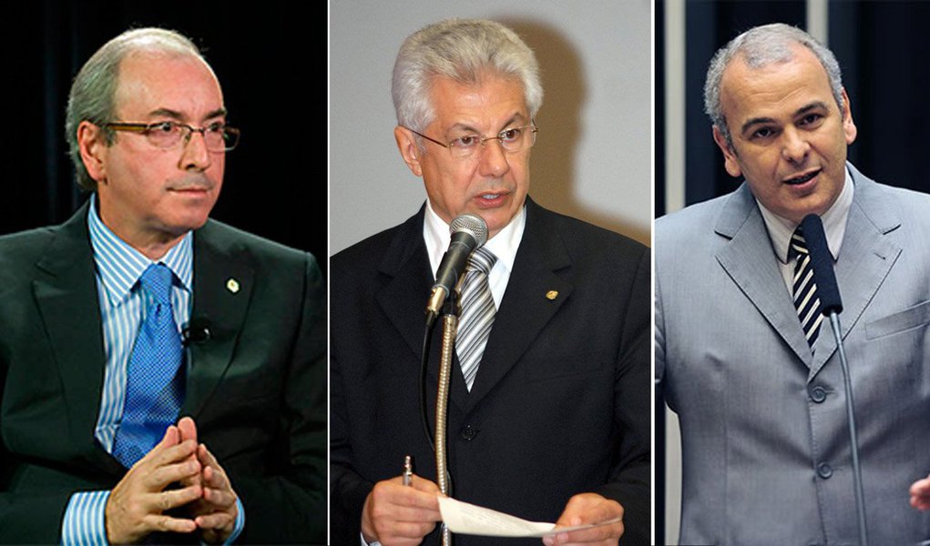 Faltando apenas três semanas para a eleição do presidente da Câmara, os três candidatos, Eduardo Cunha (PMDB-RJ), Arlindo Chinaglia (PT-SP) e Júlio Delgado (PSB-PE), rodam o país para tentar conquistar o voto dos colegas reeleitos e dos novos deputados; Cunha conta com jatinho bancado pelo partido; Chinaglia intensificou corpo a corpo e, além do PT, conta com colegas do PCdoB, Pros e PSD; Delgado é visto como a terceira via; eleição para presidência da Casa acontecerá no dia 1º de fevereiro, um domingo; quem ganhar, comandará orçamento de até R$ 5,34 bilhões