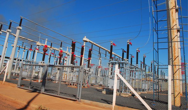 Comitê de Monitoramento do Setor Elétrico avaliou nesta quarta-feira, 3, que o setor elétrico "apresenta-se estruturalmente equilibrado"; ampliação da capacidade de geração e transmissão com novas usinas, linhas e subestações em fase de conclusão estão entre os motivos da segurança energética; comitê calculou em 4,8% o risco de faltar energia nas regiões Sudeste e Centro-Oeste em 2015. O critério estabelecido pelo Conselho Nacional de Política Energética estabelece um risco máximo de 5%. No balanço anterior, o risco para a região era avaliado em 4%; no caso da Região Nordeste, o risco é estimado em 0,5%