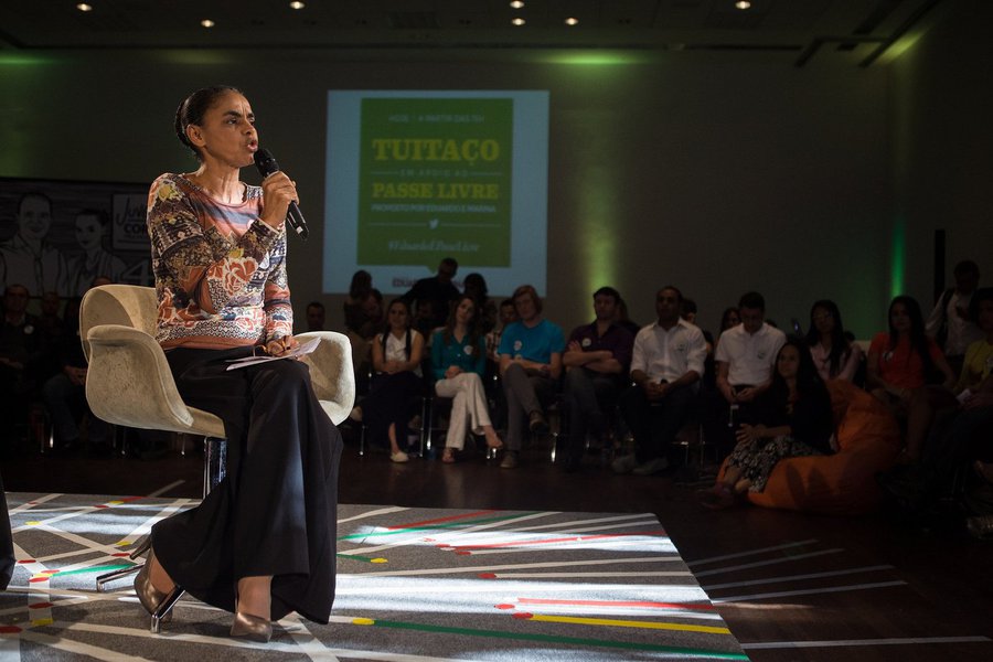 Editorial aponta "fragilidades evidentes na postulação" de Marina Silva, como a mística de uma candidatura que supera partidarismos; "Deixarão de existir? Estarão as 'pessoas de bem' de acordo em tudo? Não haveria uma aposta messiânica no poder de arbitrar, acima das instituições, divisões de interesses que seu discurso minimiza?", questiona o texto