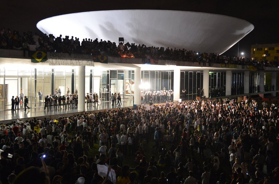 Feito histórico de obter 7.754.436 votos, em todo o Brasil, a favor do Plebiscito Popular mereceu desprezo da mídia tradicional, o que não tirou a dimensão da nossa vitória