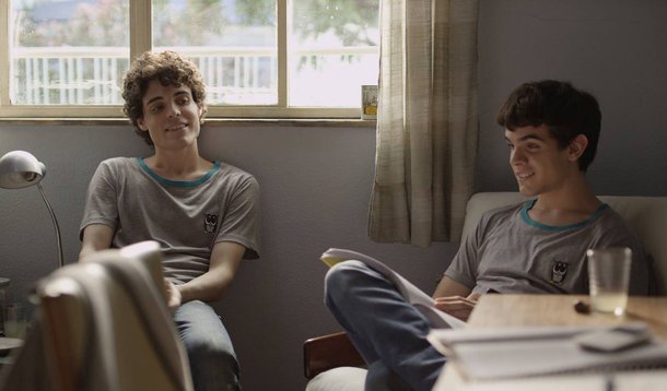 Filme do diretor Daniel Ribeiro foi escolhido entre 18 longas nacionais para ser o representante do Brasil na busca por uma vaga entre os indicados ao Oscar de melhor filme estrangeiro em 2015