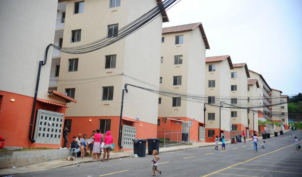 A Polícia Civil prendeu nesta sexta-feira 21 dois suspeitos de participação na invasão do condomínio Residencial Guadalupe, no Rio de Janeiro, no último dia 9; um deles também é investigado por venda de vagas em unidades residenciais do programa do governo federal já entregues em outros pontos da cidade