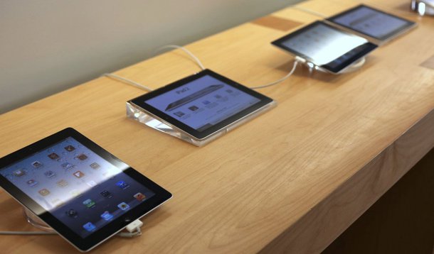 Segundo o site Daily Dot, que cita fontes, anúncio será feito em evento marcado pela Apple para 21 de outubro; companhia planeja lançar a sexta geração do iPad e a terceira geração do iPad mini, bem como nova versão de seu sistema operacional, que foi submetido a uma revisão completa de visual, segundo o website