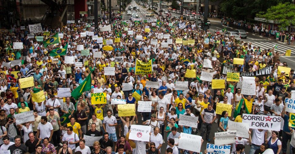 Que o governo da presidenta é um desastre em termos de comunicação não há a menor dúvida, mas falar fino com uma patota de arrogantes é patético