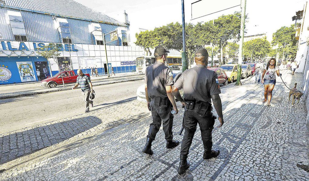 Polícia Militar do Rio anunciou a criação de uma Companhia Integrada de Polícia de Proximidade (CIPP), companhias destacadas que vão responder aos Batalhões de Polícia de Proximidade (BPP); a ideia é aproximar os cidadãos ao comando dos batalhões, tal qual o modelo já adotado pelas UPP; as Companhias Integradas de Polícia de Proximidade vão descentralizar o policiamento das áreas de responsabilidade de cada unidade