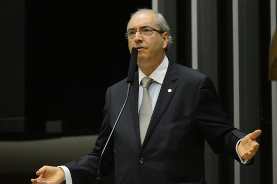 Deputado federal Eduardo Cunha (PMDB-RJ) segue favorito para presidir a Câmara dos Deputados a partir de fevereiro, independentemente do resultado das urnas deste domingo; a seu favor, ele conta com uma boa relação com a oposição e com o apoio da igreja evangélica