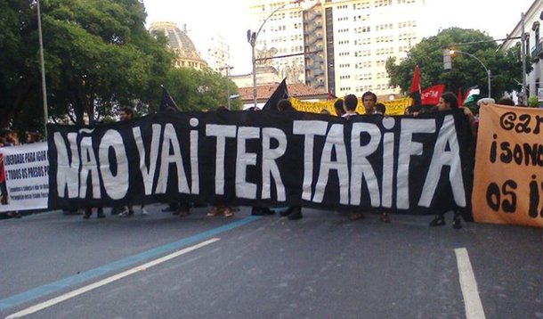 Está marcado, para esta sexta-feira (16), mais um ato do Movimento Passe Livre (MPL) contra o aumento das passagens no Rio de Janeiro; é o terceiro ato desde o anúncio de aumento de mais de 13% nas tarifas, e o primeiro, após a justiça do Rio negar o pedido do Ministério Público para suspender o aumento das tarifas dos ônibus; segundo o texto do evento, publicado no Facebook, "o ciclo da tarifa é um ciclo vicioso", e é preciso mudar o modelo de transporte, deixando de privilegiar transportes individuais