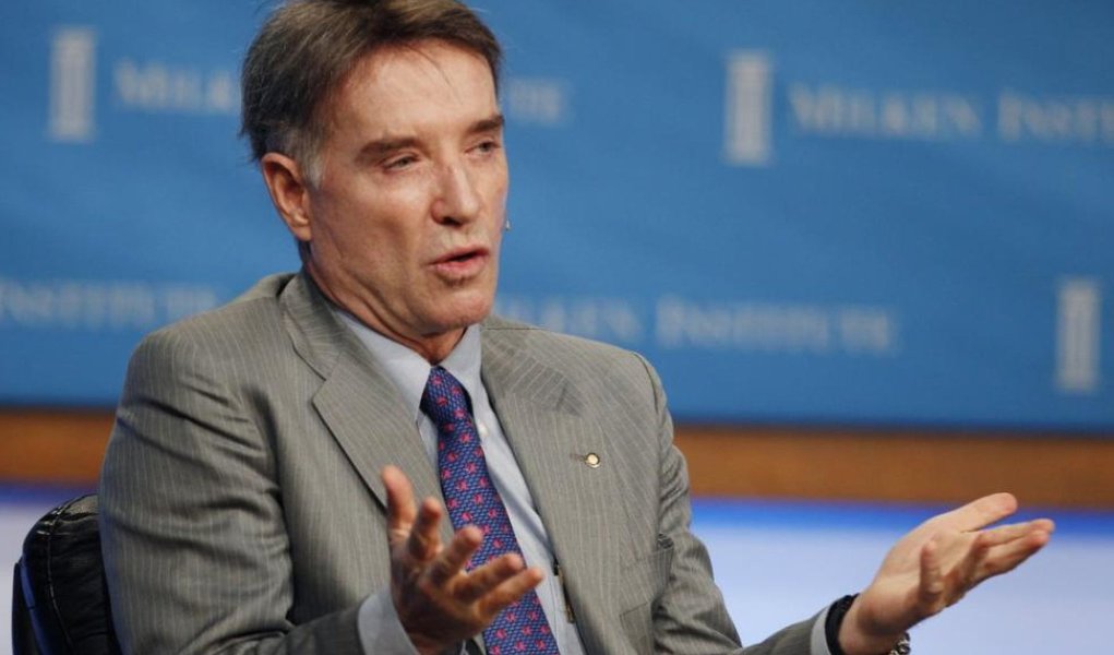Enquanto aguarda o julgamento por crimes contra o mercado financeiro, Eike Batista prepara sua volta investindo em farmacêutica sul-coreana especializada em drogas para a impotência; a negociação teria começado em abril, quando Eike viajou para a Coreia do Sul e pagou US$ 1 milhão pelo direito de implantar uma fábrica no Brasil