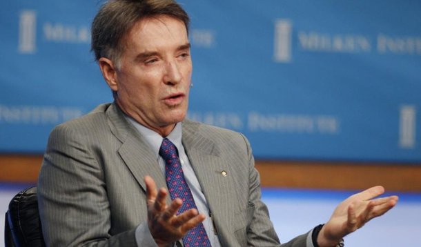 Enquanto aguarda o julgamento por crimes contra o mercado financeiro, Eike Batista prepara sua volta investindo em farmacêutica sul-coreana especializada em drogas para a impotência; a negociação teria começado em abril, quando Eike viajou para a Coreia do Sul e pagou US$ 1 milhão pelo direito de implantar uma fábrica no Brasil