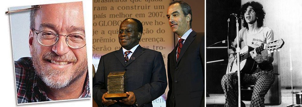 Paulo Nogueira, editor do Diário do Centro do Mundo, comenta a sessão de elogios promovida por Joaquim Barbosa à Globo, por conta de seus 50 anos; "Joaquim Barbosa agradeceu a Globo por ter ouvido, quando moço, com 'absoluto espanto', o sotaque baiano de Caetano Veloso. Quer dizer: sem a Globo não conheceríamos Caetano Veloso, e nem saberíamos que existe uma coisa chamada sotaque baiano no Brasil; Nogueira também questiona "como alguém tão tolo quanto Joaquim Barbosa pode ter chegado ao STF"