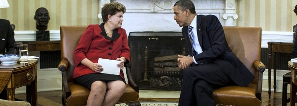 Presidente Dilma Rousseff terá um encontro reservado com o presidente dos Estados Unidos, Barack Obama, no Panamá na próxima semana, onde estarão para a 7ª Cúpula das Américas; da reunião pode sair a definição da data da visita que Dilma pretende fazer a Washington ainda neste ano; encontro dos dois presidentes no Panamá deve ser anunciado oficialmente nesta semana. Os EUA estão empenhados em reconstruir as pontes com o Brasil, depois do estrago provocado pela revelação de que a Agência de Segurança Nacional (NSA) espionou comunicações de Dilma