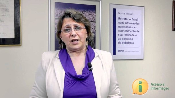 Depois de dizer que "não se sente confortável" no cargo, a presidente do IBGE, Wasmália Bivar, pode deixar o cargo, após o instituto ter divulgado a Pesquisa Nacional por Amostra de Domicílios (Pnad) 2013 com uma série de erros, mostrando, inclusive, que teria havido um aumento da desigualdade social no país; "Confortável, não estou. Como presidente do IBGE não quero ser vista apenas como a que ficou nos momentos bons. Sou como um capitão que fica no seu navio", disse ela; ministra do Planejamento, Miriam Belchior, disse que o governo está chocado com o erro no resultado da Pnad