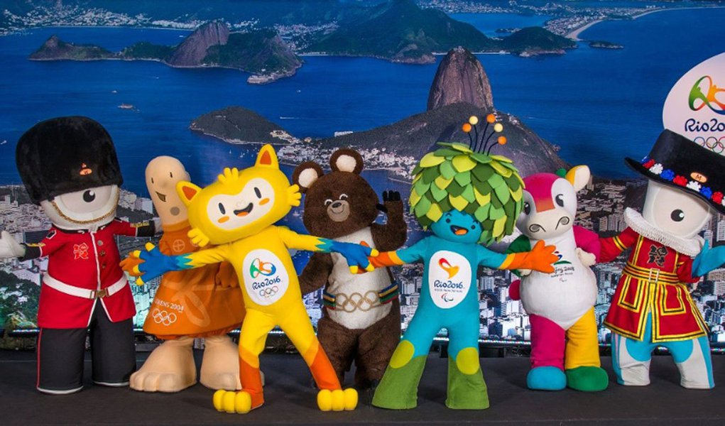 Vinícius e Tom são os nomes escolhidos para os mascotes dos Jogos Olímpicos e Paralímpicos de 2016, que serão realizados na cidade do Rio de Janeiro. Os nomes, decididos por voto popular, receberam 323 mil votos, ou seja, 44% do total