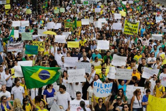 O impeachment vai voltar pra casa mesmo antes das manifestações de 15 de março. Porque são poucos os que têm algo a perder que entrariam nesta aventura