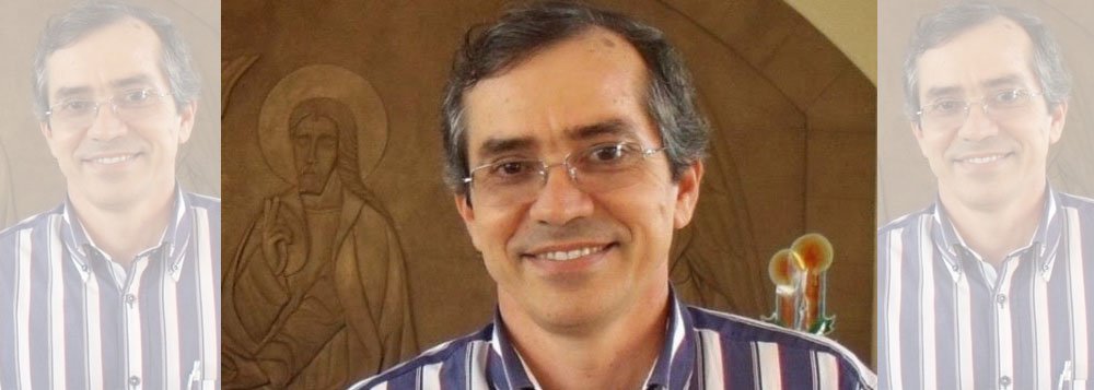 Indicado pelo governador eleito Flávio Dino (PC do B) para assumir a Secretaria Estadual de Saúde, o médico Marcos Pacheco afirmou que o foco da sua gestão será reduzir "os indicadores de morbimortalidade infantil e materna, bem como a redução das complicações das doenças de curso crônico; ele diz, também, que a "Atenção Básica será uma grande prioridade nossa porque acreditamos que o seu fortalecimento é essencial para a melhoria da saúde do nosso Estado"; "Precisamos atacar a doença no seu início. Precisamos assistir nossas crianças para que elas não precisem ir ao hospital"
