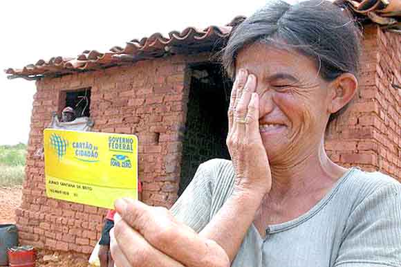 Diante de números tão expressivos socialmente, divulgados no relatório da ONU, fico com a sensação de dever cumprido. Afinal, no Congresso Nacional fui o relator que deu sinal verde para aprovar o Bolsa-Família