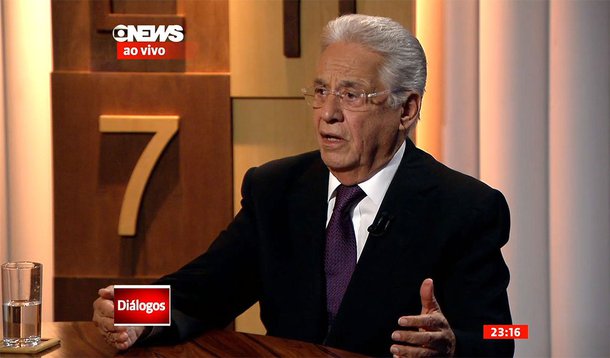 Em entrevista a Mario Sergio Conti na GloboNews, ex-presidente tucano FHC rebateu denúncias de que casos de propina na estatal tenham começado em sua gestão: "Ouvi a presidente dizer que a corrupção 'é uma senhora idosa'. Mas o que é isso? É a conduta errada de pessoas. Nós não estamos discutindo no Brasil que A, B ou C fizeram alguma corrupção. Nós estamos dizendo que uma organização que junto com funcionários nomeados pelo governo, da Petrobras, sustentação por parte de governo, por parte de partidos, ligação com empresas para formar um caixa para ser usado na política, isso é fato novo, digamos. Tem algo disso no mensalão"; o presidente da Câmara, Eduardo Cunha (PMDB-RJ) disse recentemente que a "porteira da corrupção" na estatal foi aberta pelo ex-presidente tucano