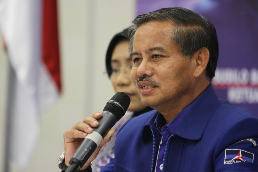 A Indonésia retirou seu novo embaixador em Brasília depois de o Brasil ter adiado a cerimônia de sua indicação, disse Jacarta neste sábado, em meio a estremecimentos das relações após a execução de um brasileiro acusado de tráfico de drogas; Toto Riyanto, que foi escolhido para ser o novo embaixador da Indonésia no Brasil em outubro, foi convidado para apresentar suas credenciais em Brasília na sexta-feira, mas recebeu pouco antes a informação de que a cerimônia havia sido adiada