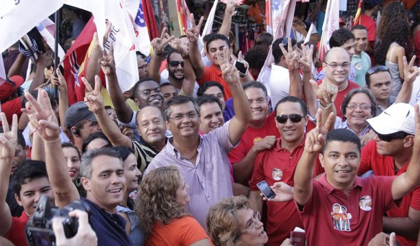 O PCdoB no Maranhão sai das eleições 2014 ainda mais fortalecido; além de eleger o primeiro governador da sigla, o partido levou três nomes à Assembleia Legislativa e um à Câmara Federal; para o Secretário de Organização do partido, Etelvino Oliveira, o crescimento e fortalecimento da legenda foi fruto de um trabalho intenso em prol das causas democráticas; "Esse resultado está intimamente ligado ao projeto político-eleitoral que o PCdoB encabeçou no Estado", disse