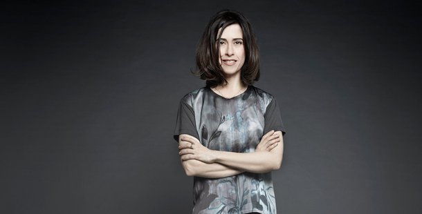 "A oposição estava lá, não há dúvida, e também uma direita saudosa da ditadura, cujo crescimento preocupa não apenas no Brasil", diz a atriz Fernanda Torres, ao comentar os protestos de 15 de março, num artigo em que diz ser contra o impeachment; Fernanda faz um paralelo com a Revolução Francesa e sinaliza temer uma era de terror, caso haja uma ruptura política