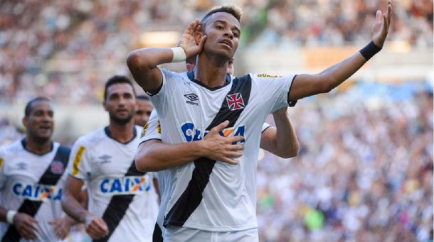 Acabou a agonia do vascaíno. O Vasco conseguiu encerrar jejum de 12 anos no Campeonato Carioca e é campeão carioca de 2015; cruzmaltino venceu o Botafogo neste domingo, no Maracanã, e levou o troféu estadual; vitória por 2 a 1 foi garantida com gols de Rafael Silva, herói também no primeiro jogo decisivo, e de Gilberto