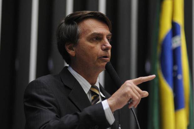 O discurso de Jair Bolsonaro não é feito à toa. Tem como alvo um público sedento de radicalismo de extrema direita. Mas, inegavelmente, faz barulho