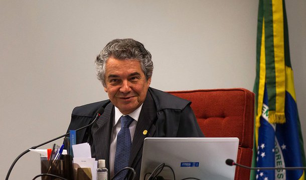 O ministro do Supremo Tribunal Federal (STF) Marco Aurélio Mello criticou ontem (2) a existência dos chamados processos ocultos, que tramitam na corte sem registros no sistema; o anonimato, que é totalmente diferente de sigilo ou confidencialidade, torna inviável até mesmo a confirmação da existência dos processos