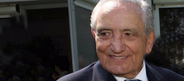 Ele tinha 89 anos; grupo, fabricante do creme de chocolate e amêndoa Nutella, do bombom Ferrero Rocher e do Kinder Ovo, é visto por analistas e banqueiros como a companhia privada mais valiosa da Itália; a revista Forbes descreveu Ferrero como “o doceiro mais rico do planeta”, colocando ele e sua família em 30º lugar na sua lista de pessoas mais ricas do mundo, com um patrimônio avaliado em 23,4 bilhões de dólares
