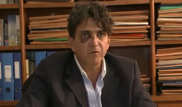 O Ministério Público do Maranhão publicou nota informando que as denúncias de um promotor, de que existe uma organização criminosa que atua na entidade, "são inverídicas e que estão sendo adotadas todas as medidas judiciais e administrativas contra o referido promotor de justiça Carlos Serra Martins, considerando a denunciação caluniosa feita perante o CNMP, os órgãos públicos e a imprensa"; "O MPMA informa, ainda, que o referido promotor de justiça já responde a Ações Penais em tramitação no Tribunal de Justiça e a oito procedimentos disciplinares avocados pelo Conselho Nacional do Ministério Público"